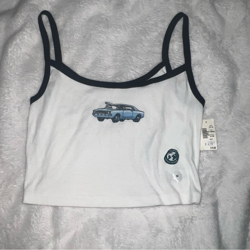 Aeropostale white and black car top